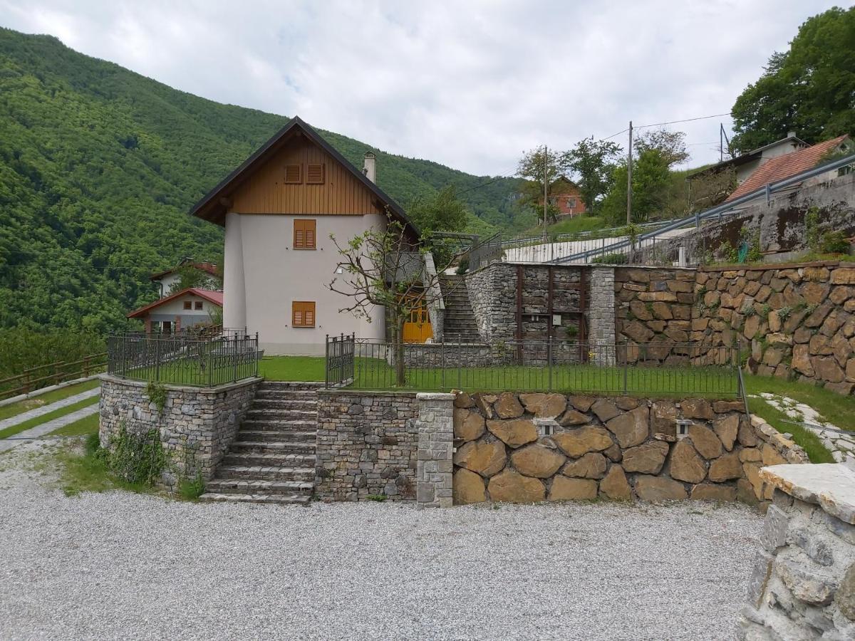 Pocitniska Hisa Pri Kustrcu Grahovo ob Baci Exterior foto