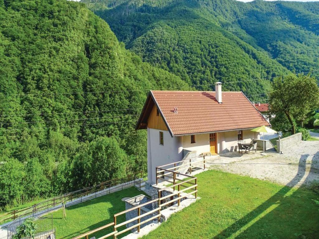 Pocitniska Hisa Pri Kustrcu Grahovo ob Baci Exterior foto